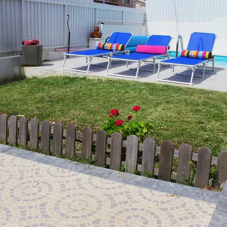 Villa Moradia O Pinhal, S. Lourenco - Ericeira *